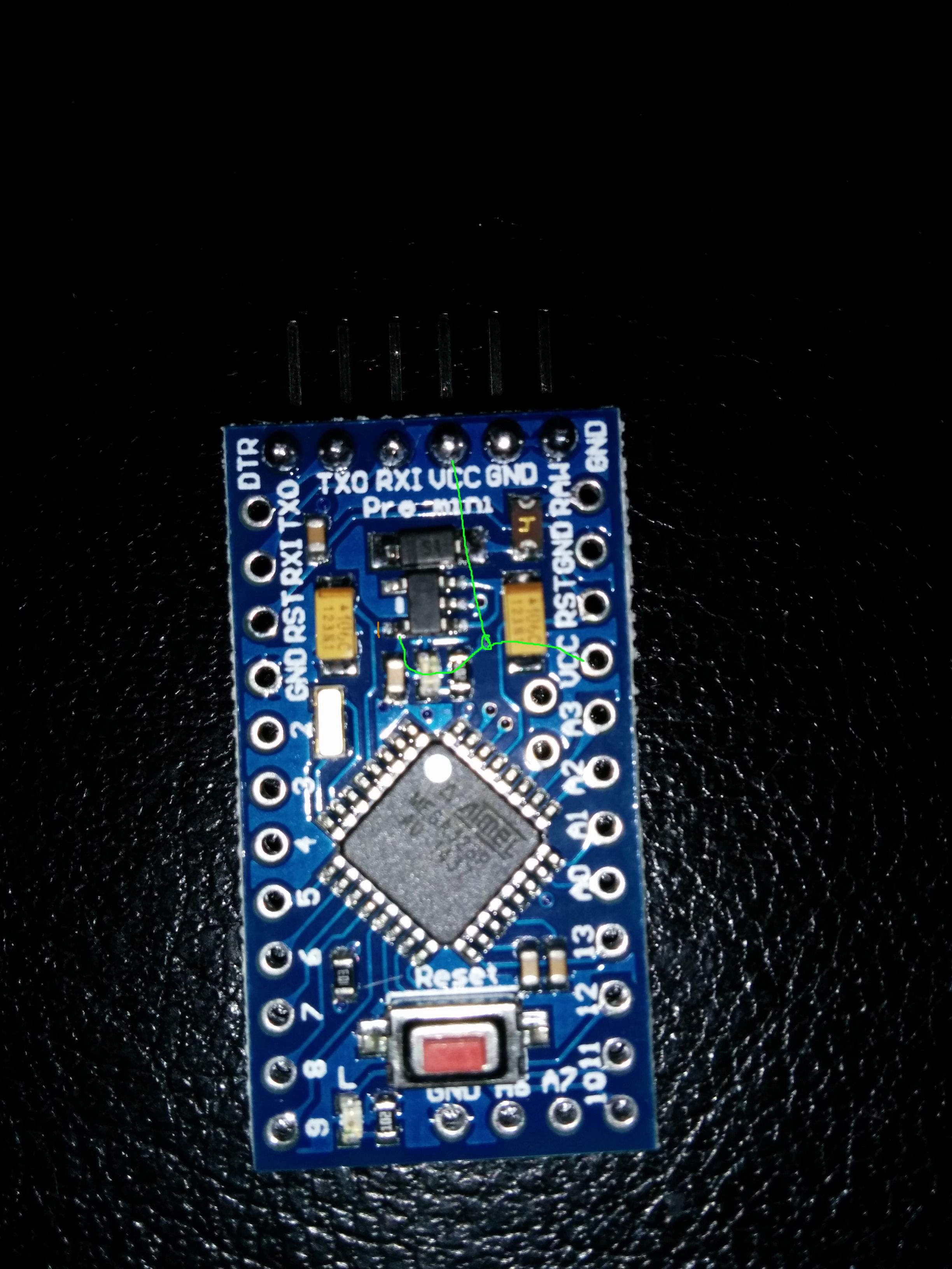 arduino-pro-mini-vcc and cuts.jpg