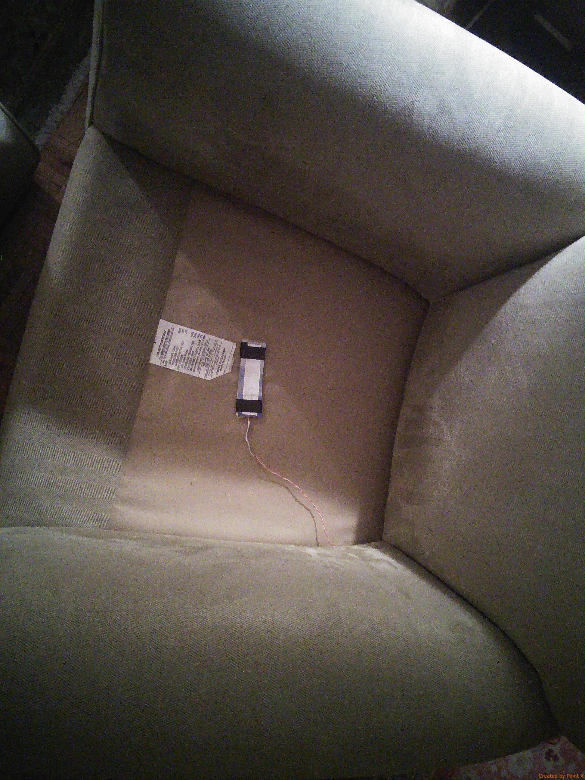couch1.jpg